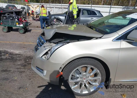 2015 Cadillac Xts Luxury from USA, damaged, VIN 2G61N5S36F9161402